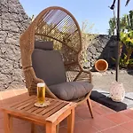 Casa Keo, Villa *