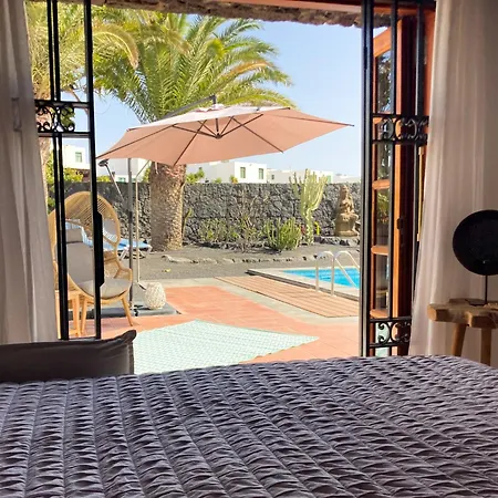 Villa Casa Keo, *